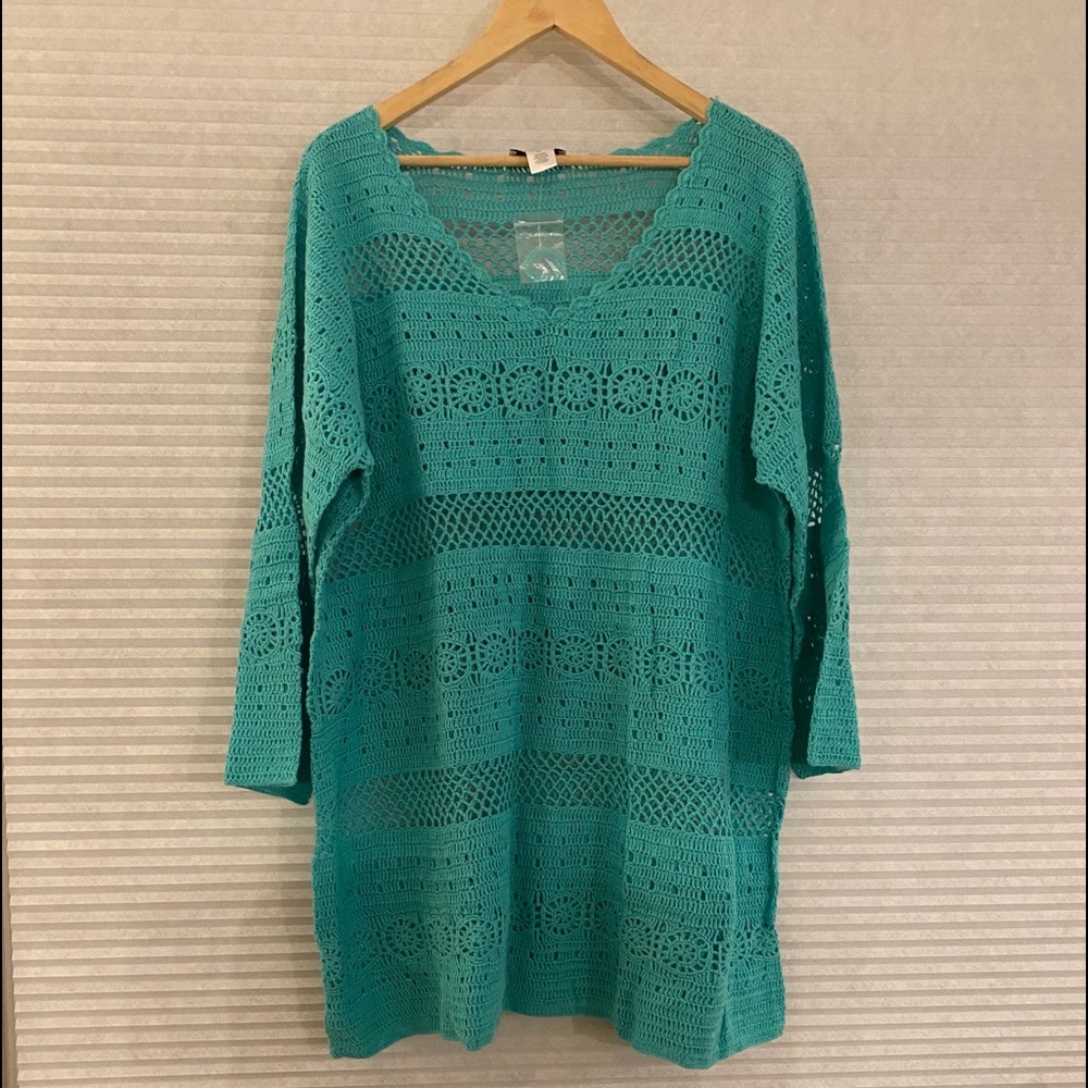 NWT Teal crocheted 3/4 sleeve tunic
